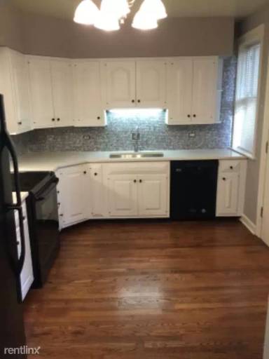 Main picture of 2703 W Estes Ave