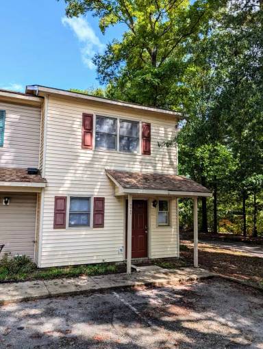 Main picture of 500 Forest Dr