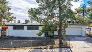 Main picture of 612 N Bruce St