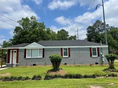 Main picture of 1024 34th Ave