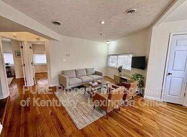 Main picture of 430 Mount Tabor Rd