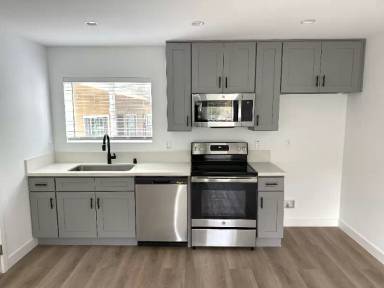Main picture of 1655 W Malvern Ave