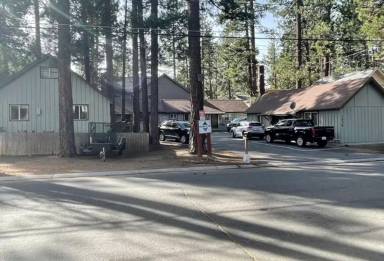 Main picture of 1036 Moss Rd