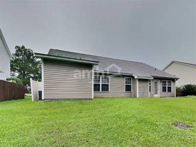 Main picture of 323 Carriage Wheel Rd