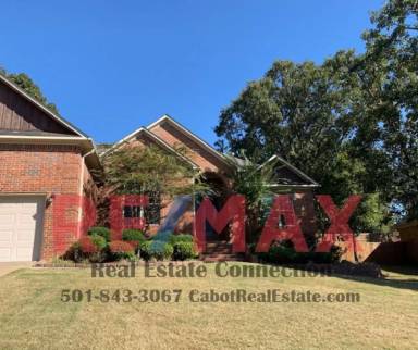 Main picture of 23 Hickory Bend Dr