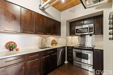 Main picture of 1241 Adams St
