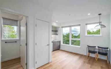 Main picture of 4751 21st Ave NE