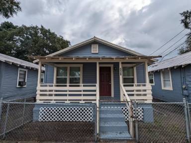 Main picture of 638 W Jackson St