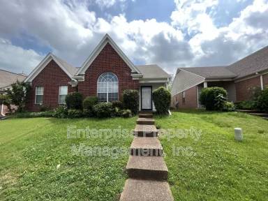 Main picture of 6869 Century Oaks Dr