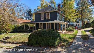 Main picture of 518 3rd Ave W