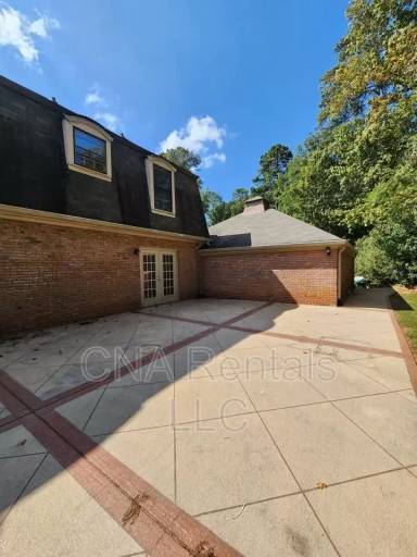 Main picture of 1176 Hampton Hall Dr NE