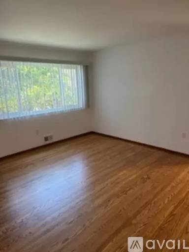 Main picture of 2160 Ash St