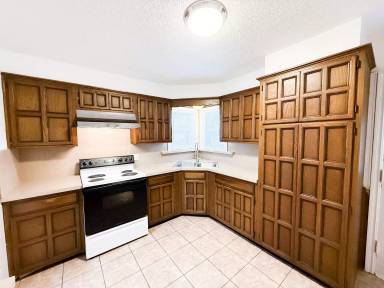 Main picture of 4020 NW 16th St