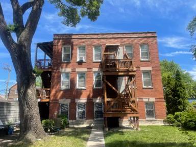Main picture of 2239 S Drake Ave