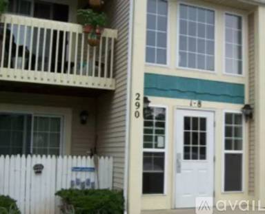 Main picture of 290 Spring St