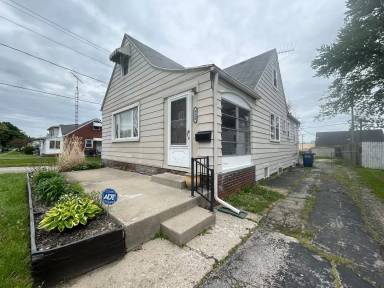 Main picture of 4248 Caroline Ave
