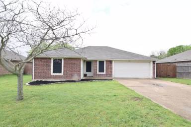 Main picture of 7311 Upland Bend Dr