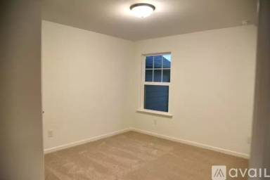 Main picture of 733 Carmes Dr