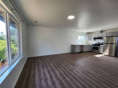 Main picture of 1112 Sun Rd