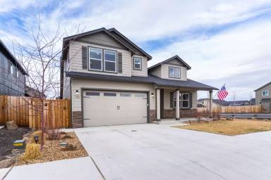 Main picture of 3722 SW Pumice Pl