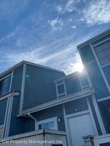 Main picture of 154 N Madeira Ave
