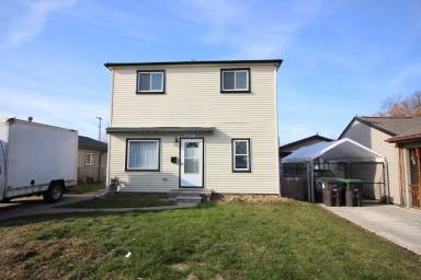 Main picture of 6338 Hazel St