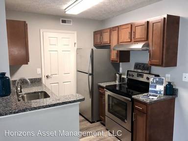 Main picture of 1650 Crescent Ridge Blvd