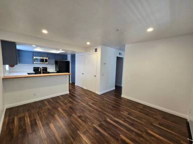 Main picture of 8718 E Indian Hills Rd