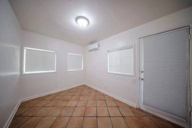 Main picture of 3118 E 11th St
