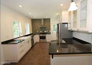 Main picture of 544 Linden St