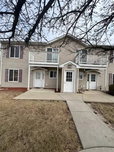 Main picture of 1931 Dupont Dr Janesville - 200