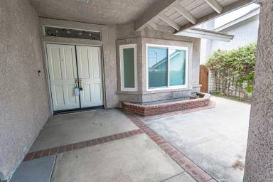 Main picture of 22572 Tulip Ct
