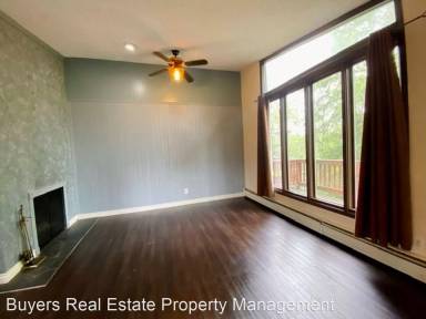 Main picture of 8520 Boundary Ave