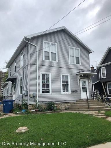 Main picture of 309 Waugoo Ave