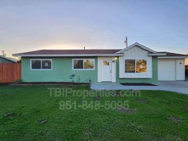 Main picture of 1327 Berkeley Dr