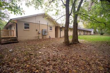 Main picture of 1230 S Dunn Ave