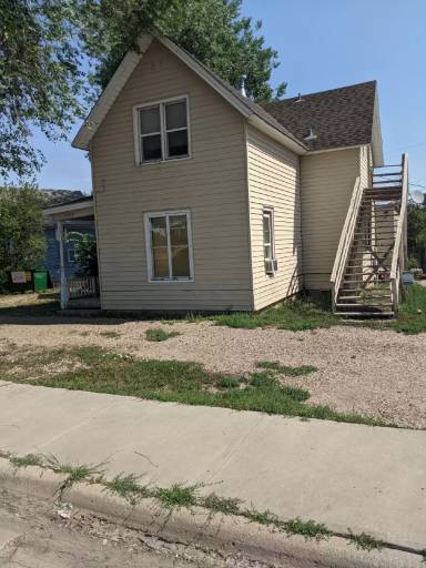 Main picture of 1720 Cherry Ave