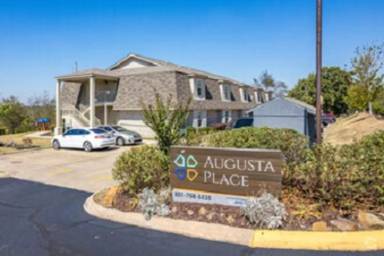 Main picture of Augusta Place Apartments