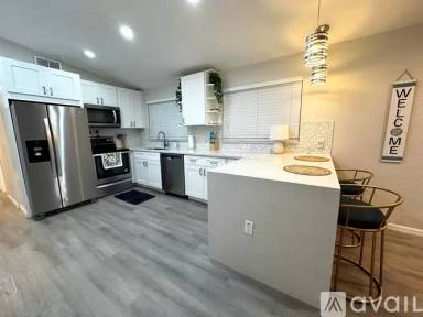 Main picture of 120 Barre Dr NW