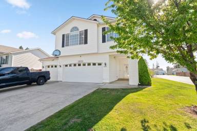 Main picture of 3303 Meadow Glen Ln