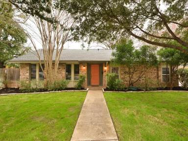 Main picture of 7707 Shoal Creek Blvd