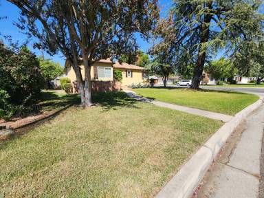 Main picture of 2453 Alder St