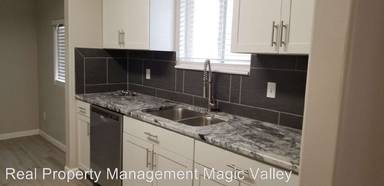 Main picture of 1106 7th Ave E