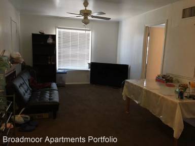 Main picture of 1505 Broadmoor Dr