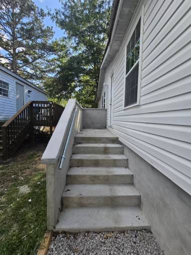 Main picture of Parkwood Mobile Home Park