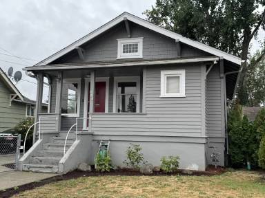 Main picture of 907 Hewitt Ave