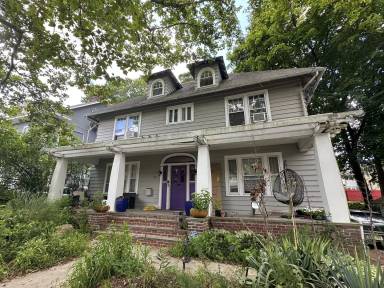 Main picture of 24 Seaman St