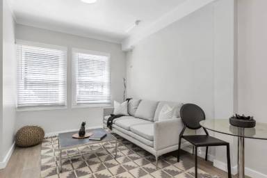 Main picture of 520 BUCHANAN Apartments