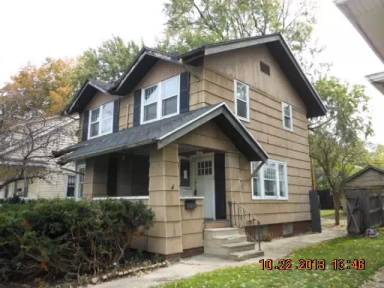 Main picture of 318 E Ewing Ave