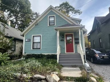 Main picture of 526 Detroit St